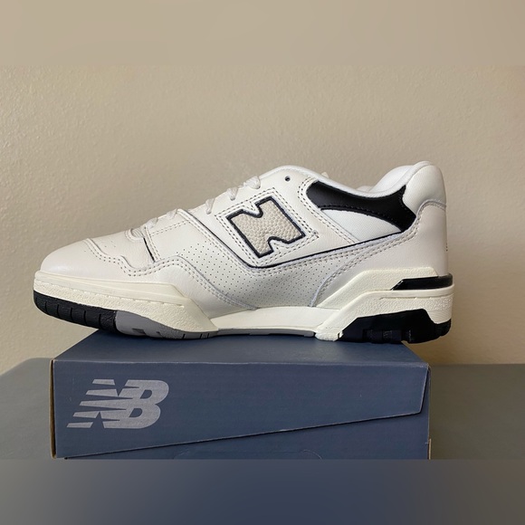 New Balance 550 “Sea Salt”
- Size 9 Men - Picture 4 of 10